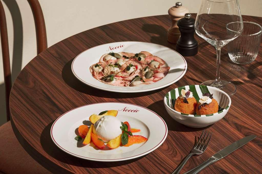 Okko Hotels Paris La Defense Nanterre Restaurant bilde