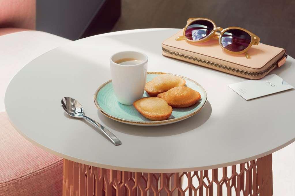Okko Hotels Paris La Defense Nanterre Restaurant bilde